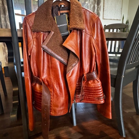 Angel Jackets Jackets & Blazers - Women's Brown Leather Shearling Collar Jacket